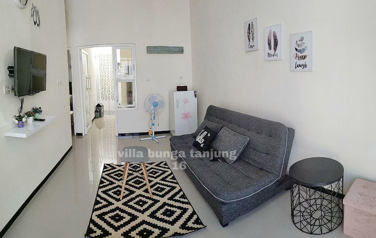 Villa Syariah Bunga Tanjung 16 巴图 外观 照片