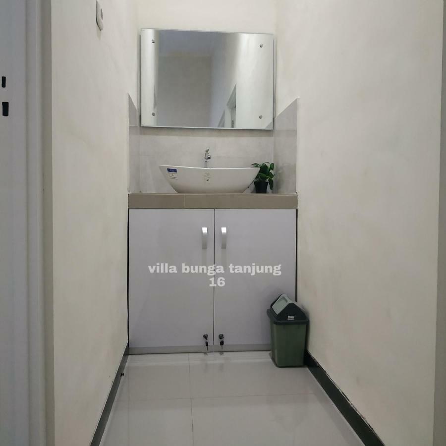 Villa Syariah Bunga Tanjung 16 巴图 外观 照片